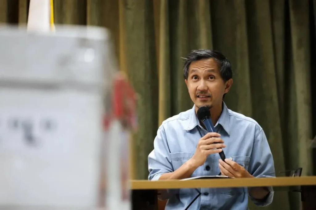 image of dizon background of the allegations