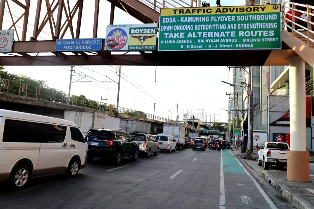 image of edsa kamuning affected lanes and traffic adjustments