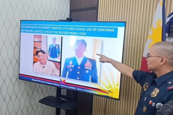 image of  leo marcos uniporme bilang simbolo ng serbisyo at sakripisyo