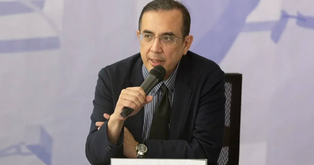 image of meralco restores thousands of connections