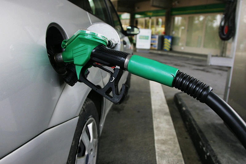 image of fourth straight week of gasoline increase