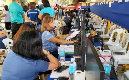 image of from 68m to 71m registered voters
