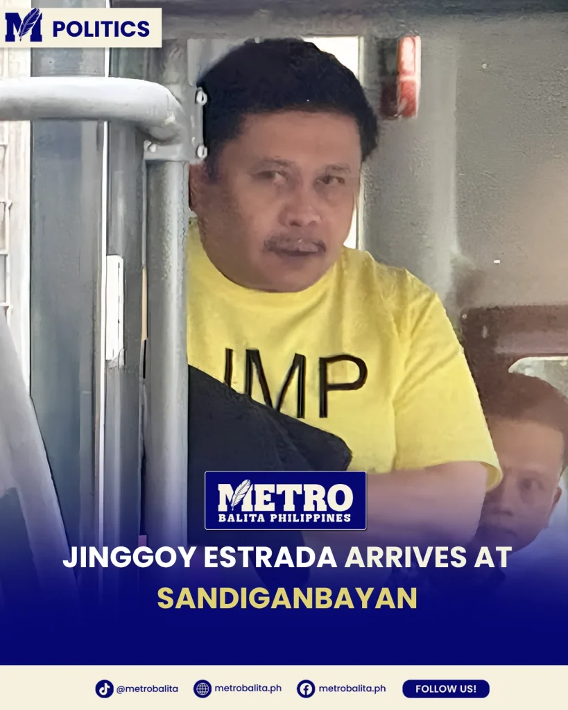 Jinggoy Estrada arrives at Sandiganbayan