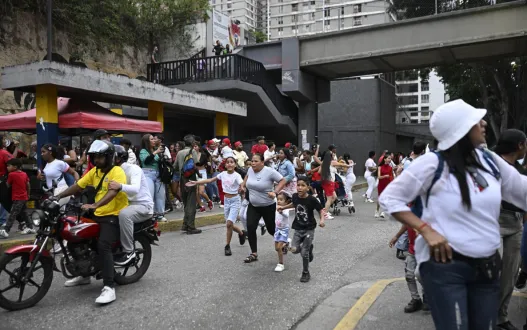 Twin earthquakes strike Venezuela