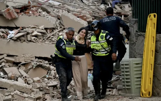 Twin earthquakes strike Venezuela