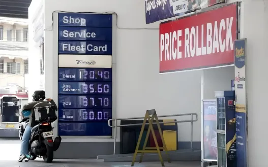 oil price roll back